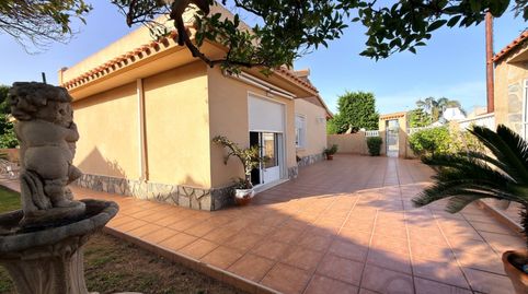Foto 2 de Casa o xalet en venda a Calle Pico Aneto - Urrutias, Los Urrutias, Cartagena
