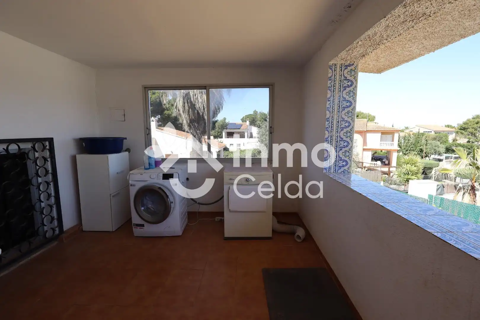 Parking de Casa o chalet en venta en Chiva con Aire acondicionado, Calefacción y Jardín privado