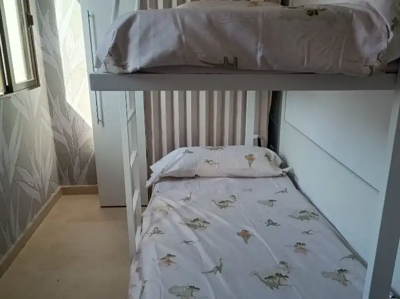 Bedroom of Flat for rent in Juzgados - Plaza de Toros