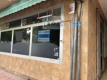 Local comercial en venda a N/A 17