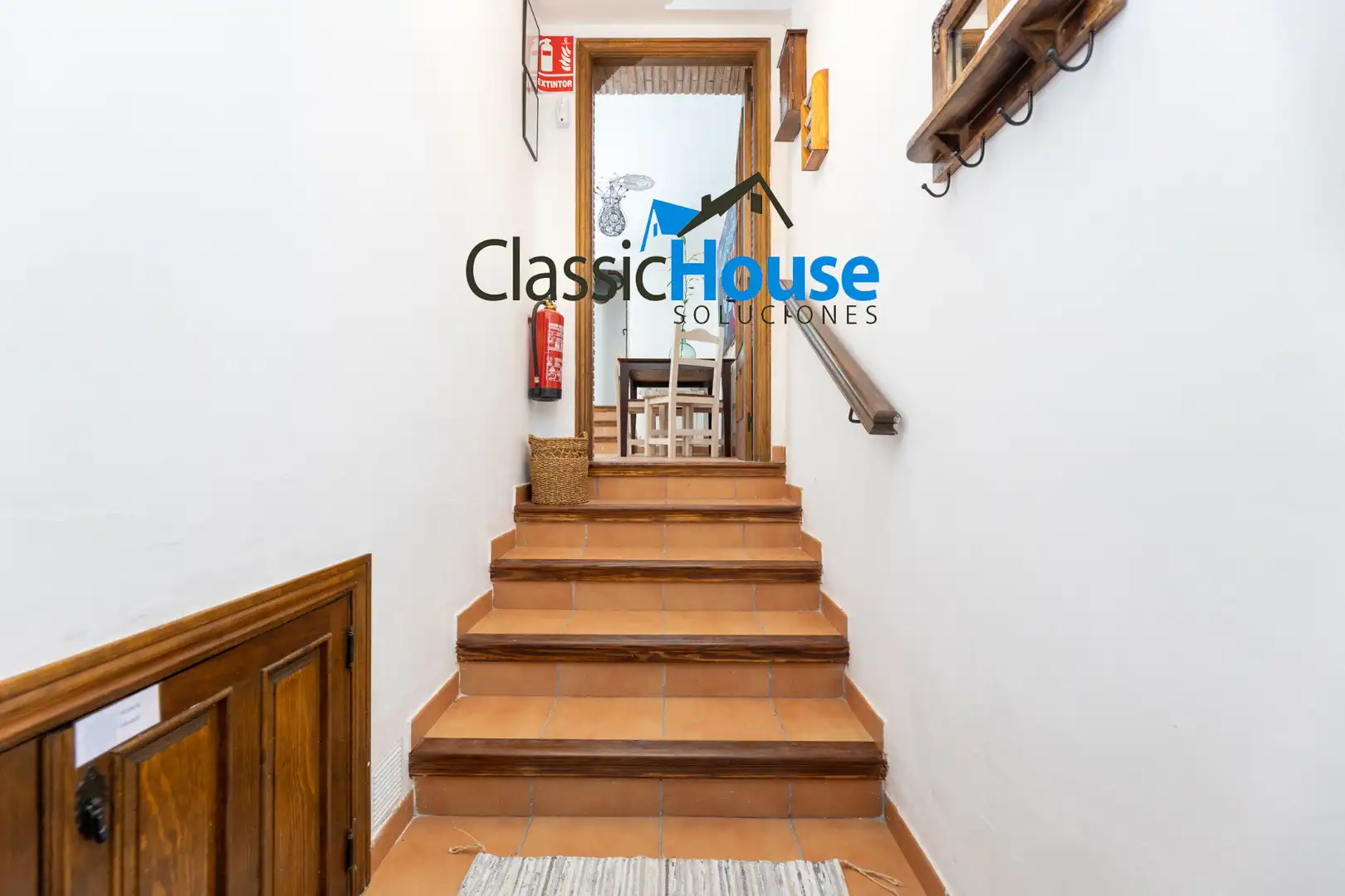 Casa adosada en venta en Granada con Terraza, Amueblado y Horno