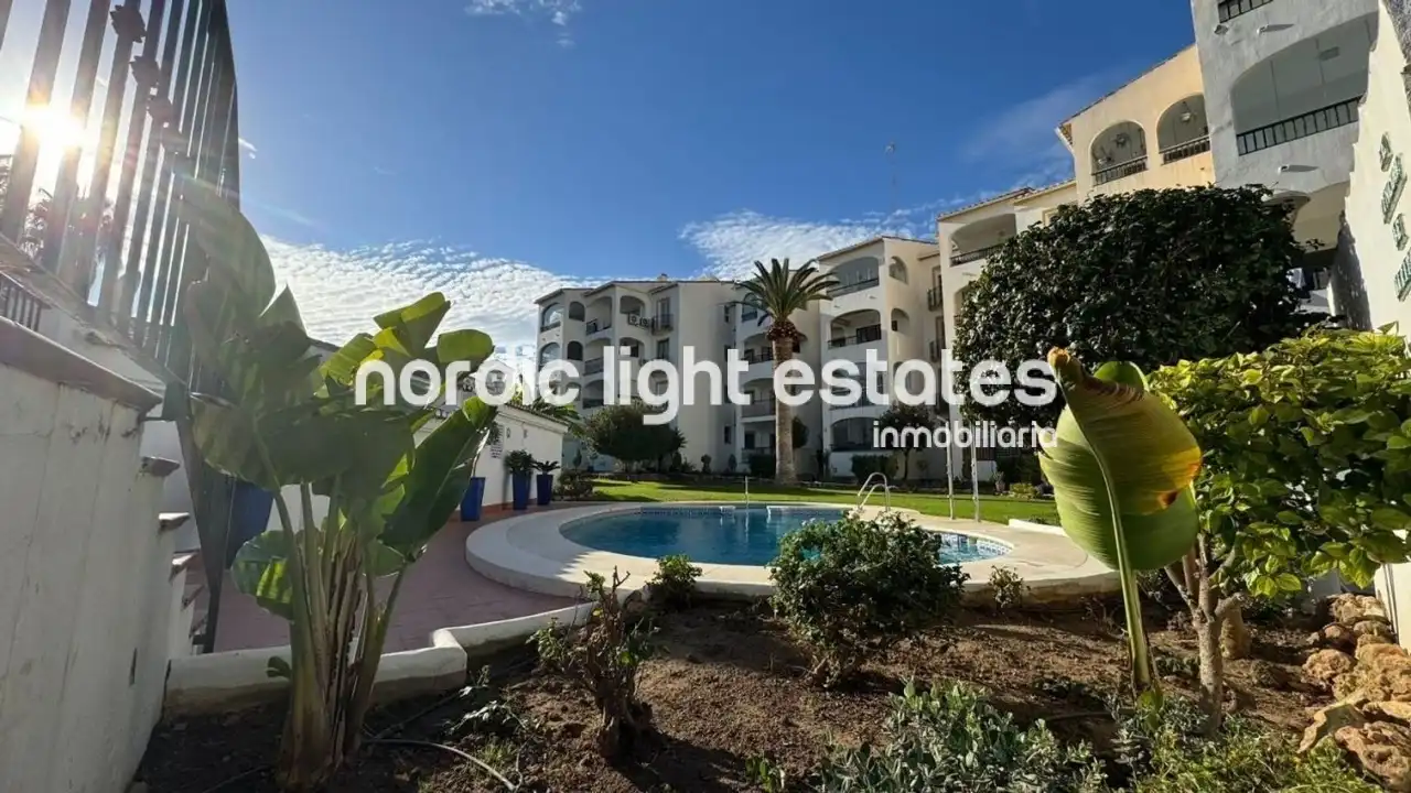 Piso con piscina en venta en La Carihuela - Los Nidos, imagen 4