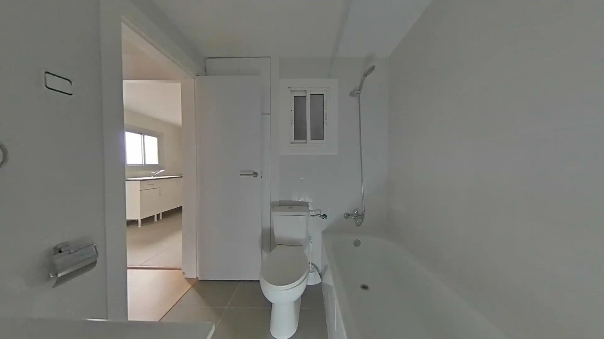 Baño de Piso en venta en Santa Coloma de Gramenet con Parquet