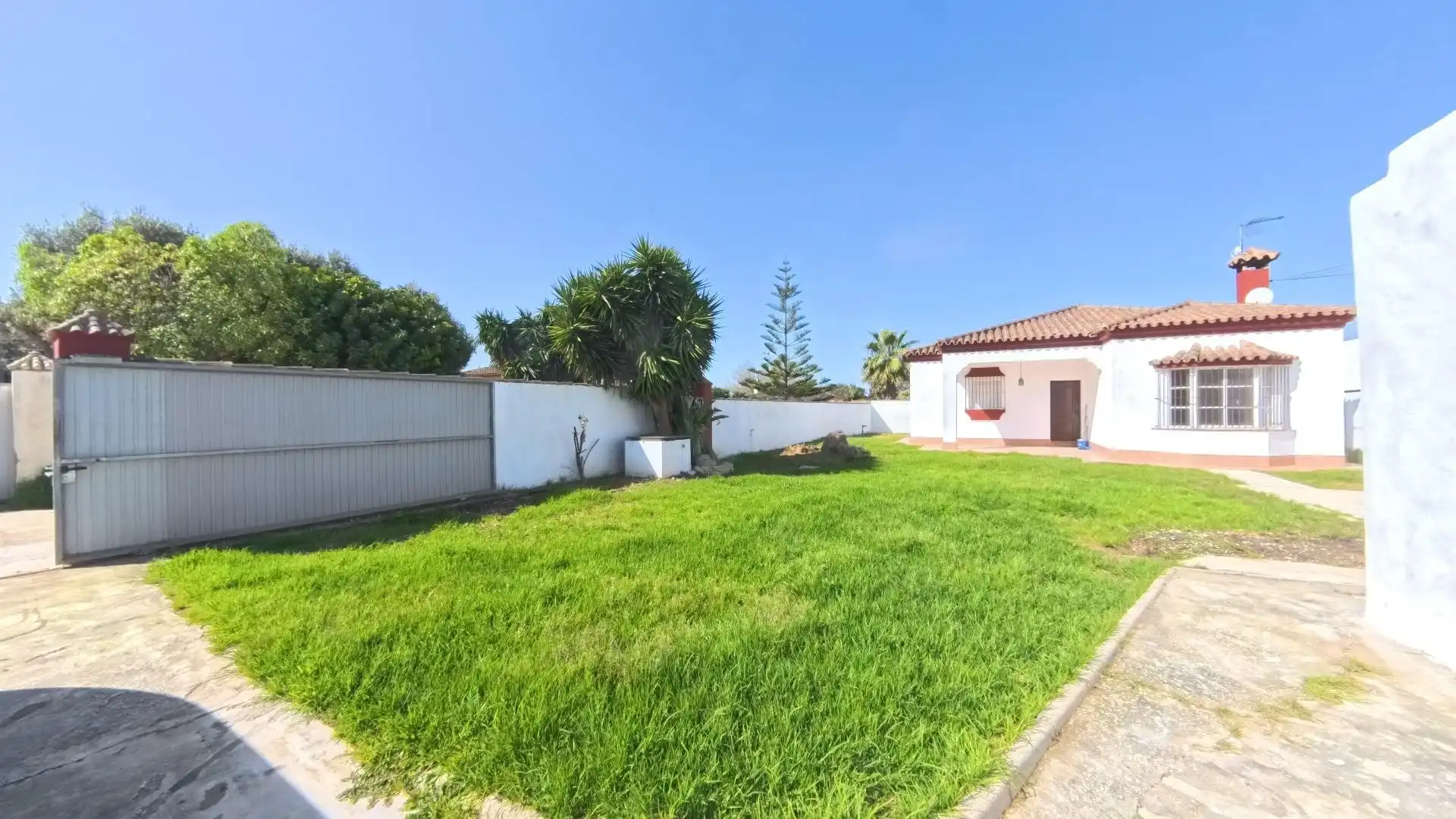 Jardí de Casa o xalet en venda en Chiclana de la Frontera amb Jardí privat