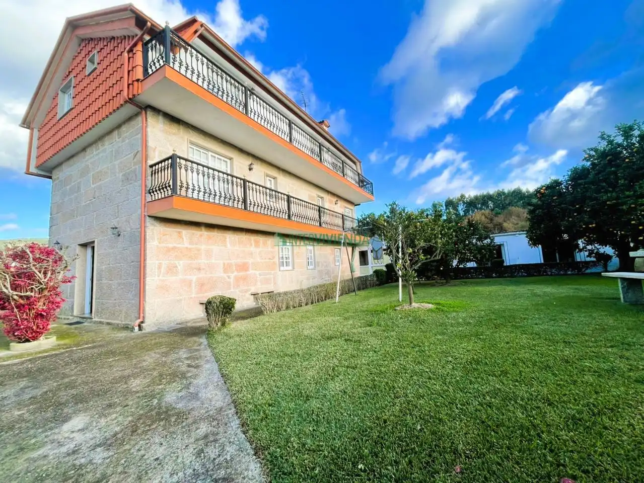 Vista exterior de Casa o chalet en venta en Redondela con Calefacción, Jardín privado y Terraza