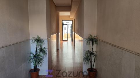 Foto 2 de Apartamento de alquiler en Av. de la Ciudad de Barcelona, Pacífico,  Madrid Capital