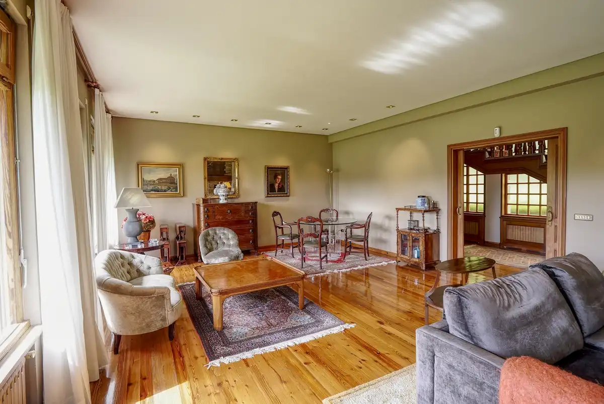 Sala d'estar de Casa o xalet en venda en Sada (A Coruña) amb Calefacció, Jardí privat i Parquet