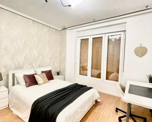 Bedroom of Apartment to share in  Madrid Capital  with Heating, Furnished and Oven