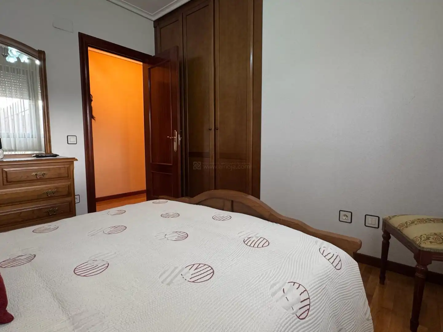 Bedroom of Flat for sale in  Logroño  with Heating, Parquet flooring and Storage room