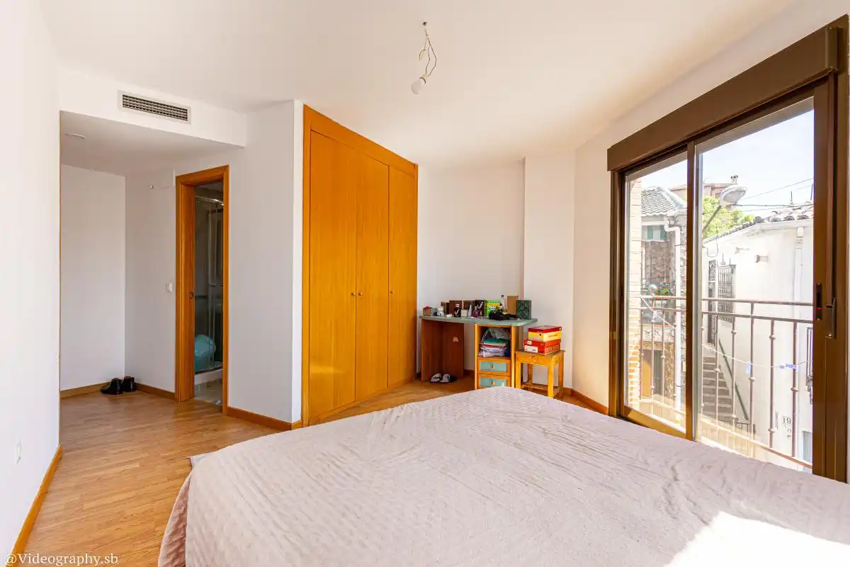 Schlafzimmer von Wohnung zum Verkauf in Los Santos de la Humosa mit Klimaanlage, Heizung und Abstellraum