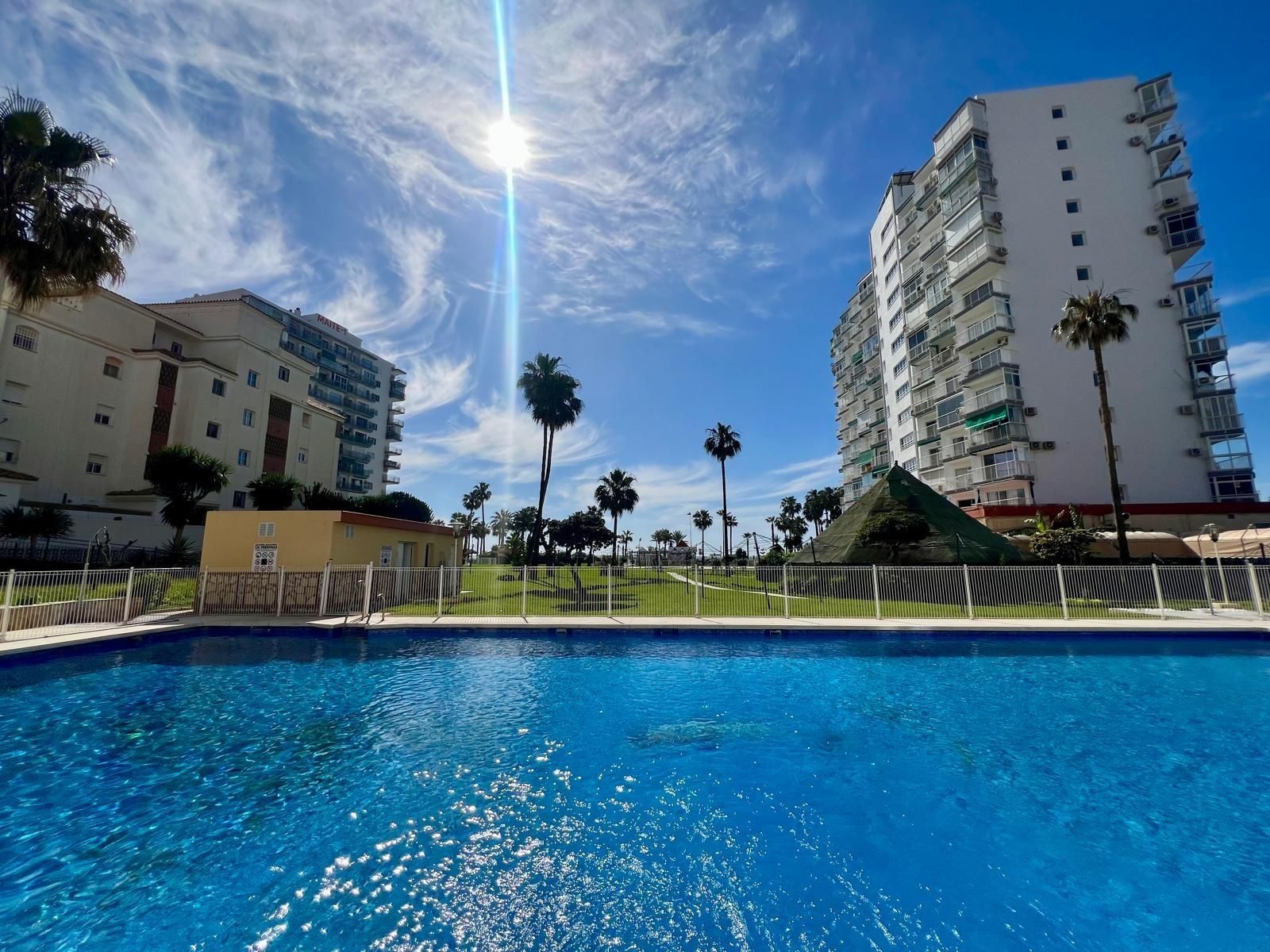 Piscina de Estudio en venta en Benalmádena