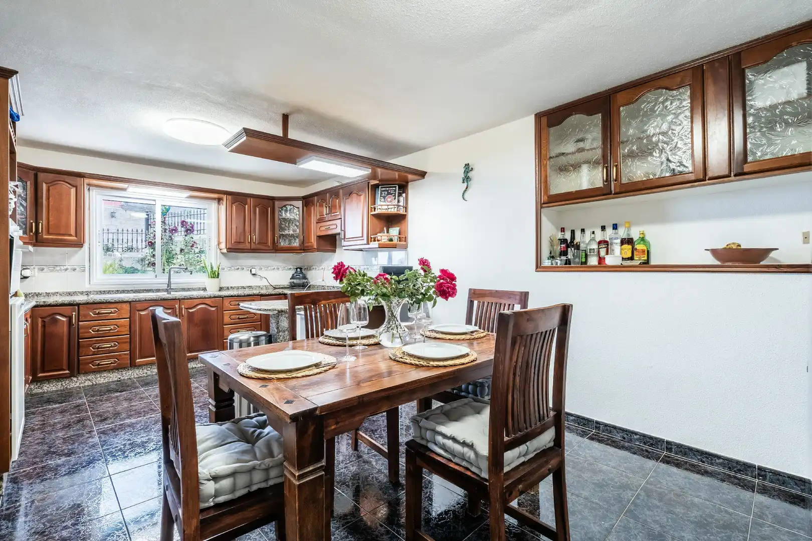 Comedor de Finca rústica en venta en Granadilla de Abona con Aire acondicionado, Jardín privado y Terraza