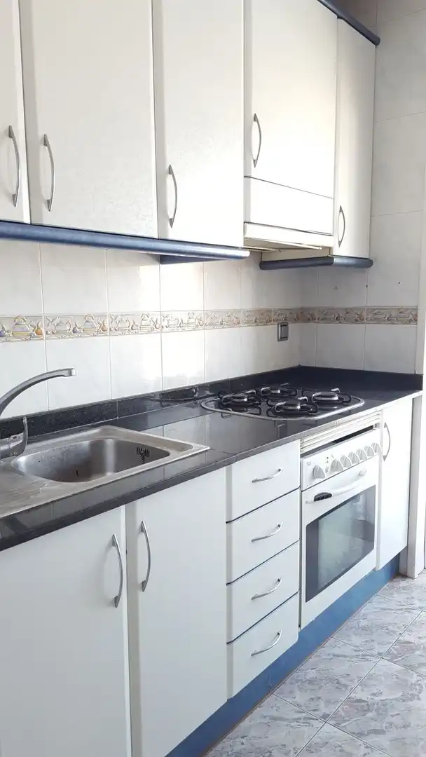 Cocina de Piso en venta en Vilanova del Camí con Calefacción y Balcón