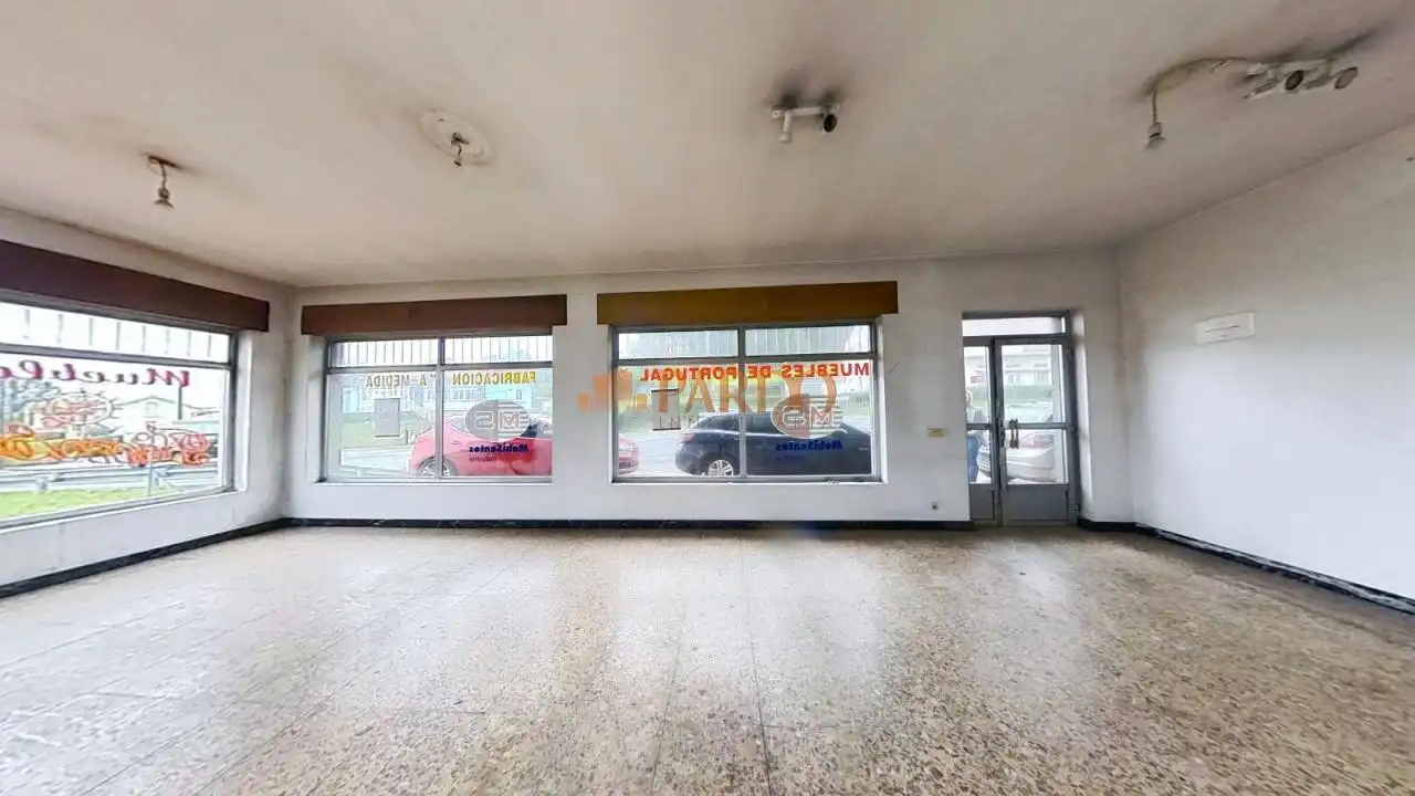 Edificio en venta en Fene