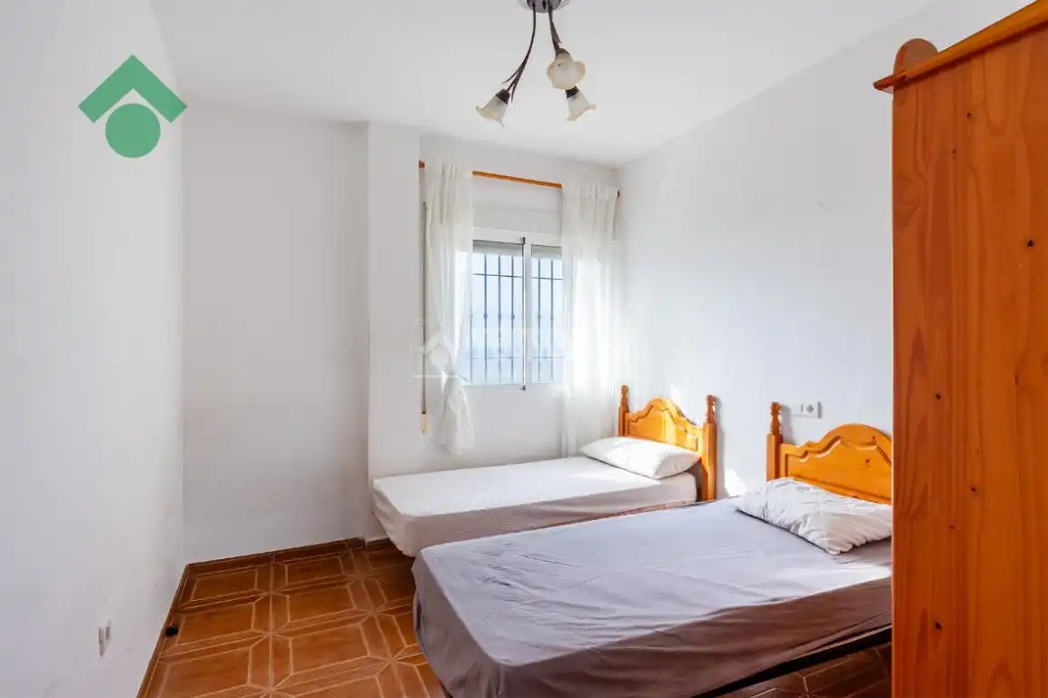 Dormitori de Finca rústica en venda en Vélez-Málaga amb Aire condicionat, Terrassa i Piscina