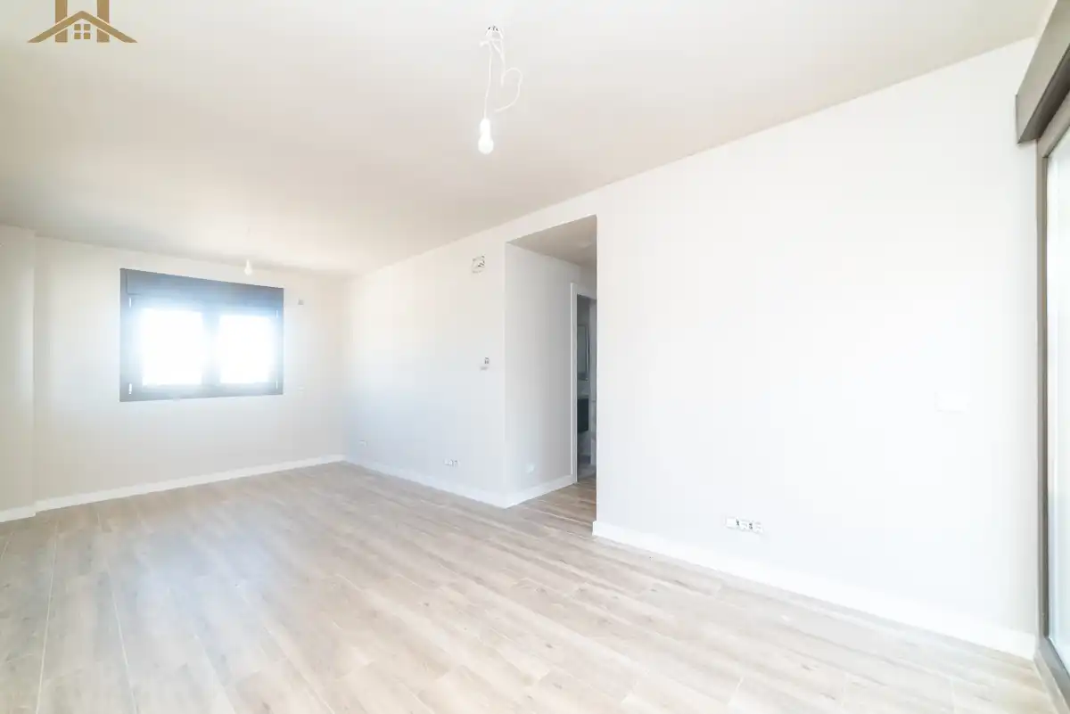 Bedroom of Houses for sale in Miraflores de la Sierra  with Heating, Private garden and Storage room