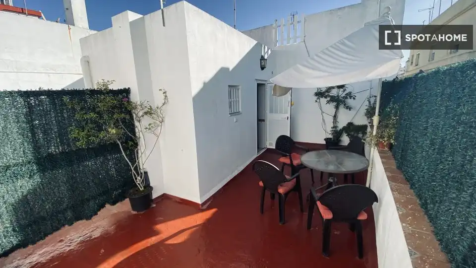 Zimmer in Alameda - Mentidero - Teatro Falla