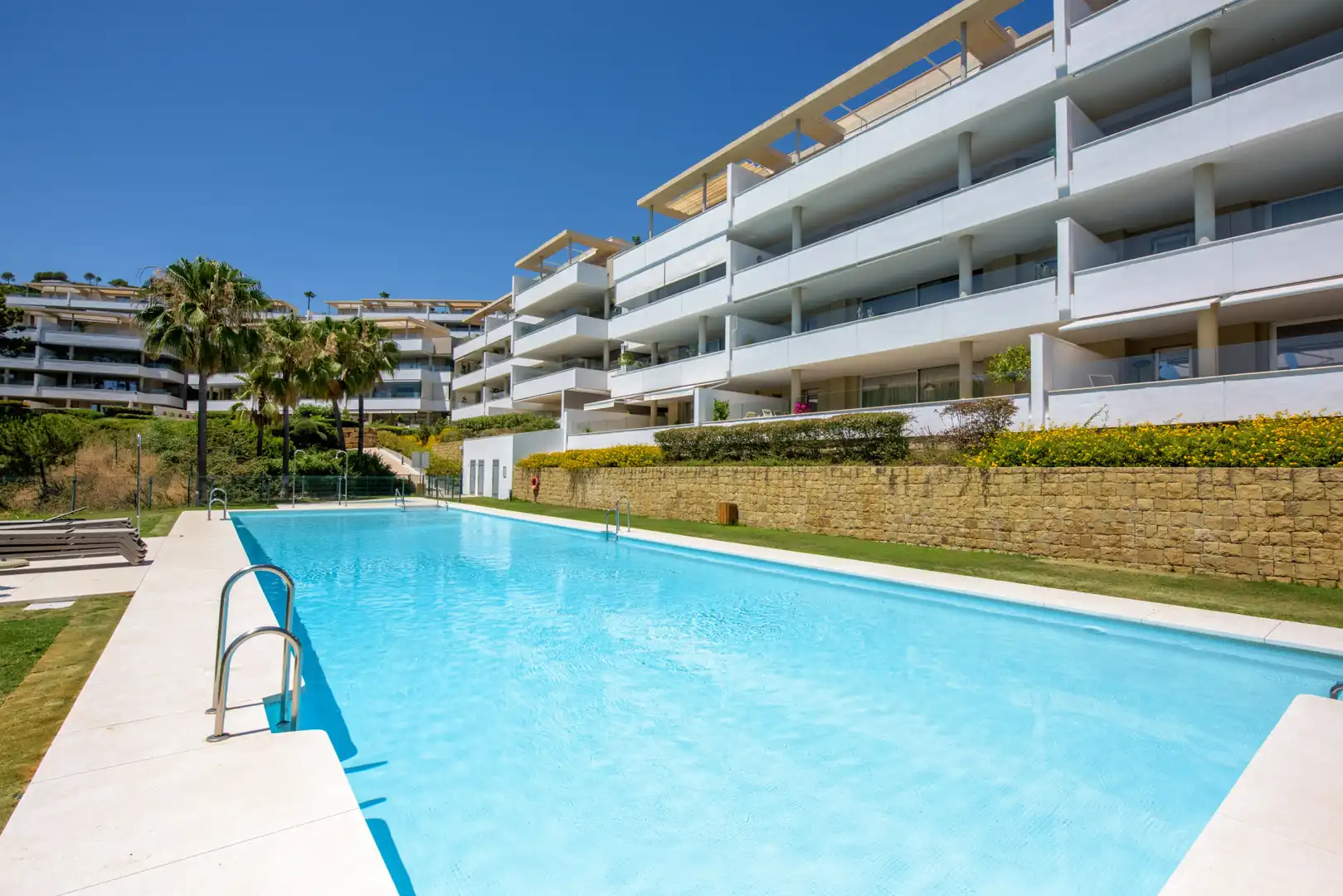 Piscina de Apartamento en venta en Benahavís con Aire acondicionado, Terraza y Piscina