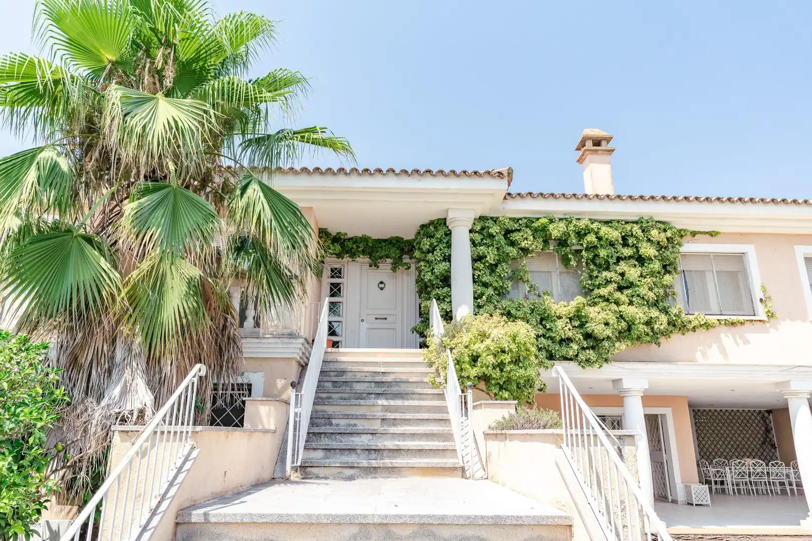 Vista exterior de Casa o xalet en venda en Móra d'Ebre amb Aire condicionat, Calefacció i Jardí privat