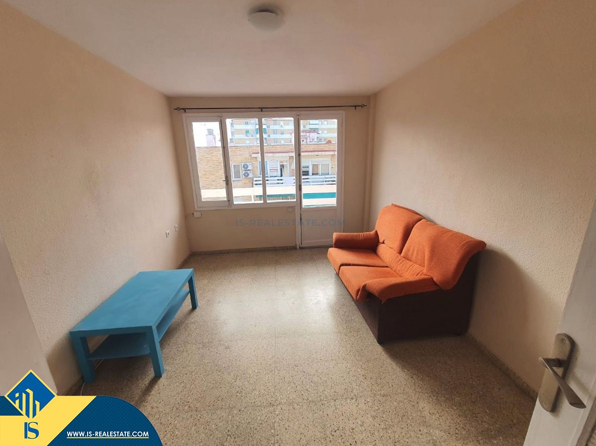 Sala d'estar de Apartament en venda en Alicante / Alacant amb Calefacció, Terrassa i Moblat