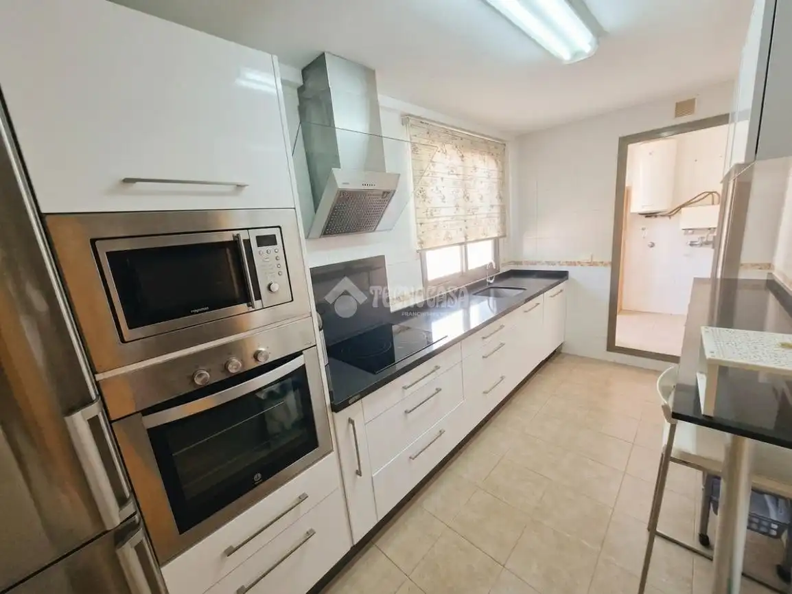 Cuina de Pis en venda en Málaga amb Traster i Balcó