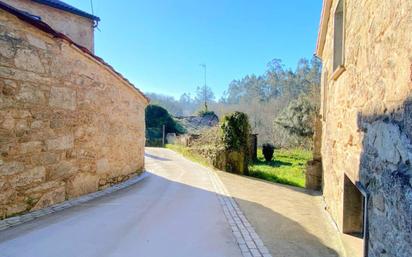 Vista exterior de Casa o xalet en venda en Ames amb Jardí privat