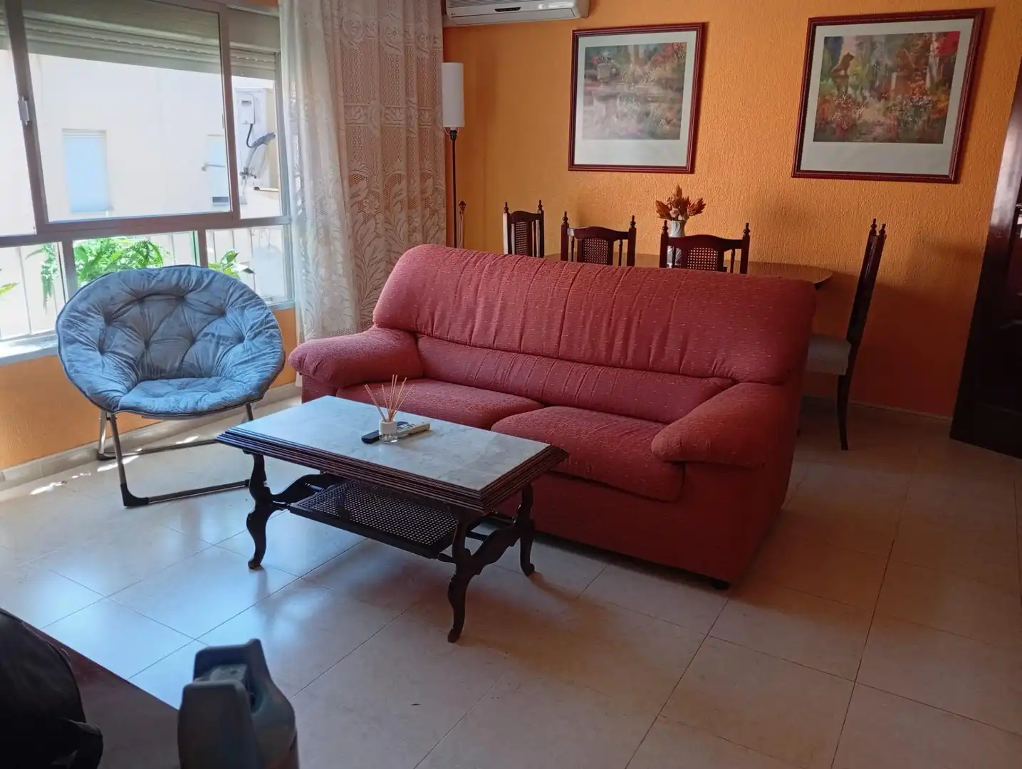 Sala de estar de Piso para compartir en Huelva con Amueblado