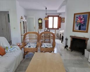 Living room of Single-family semi-detached for sale in Vélez-Málaga  with Terrace