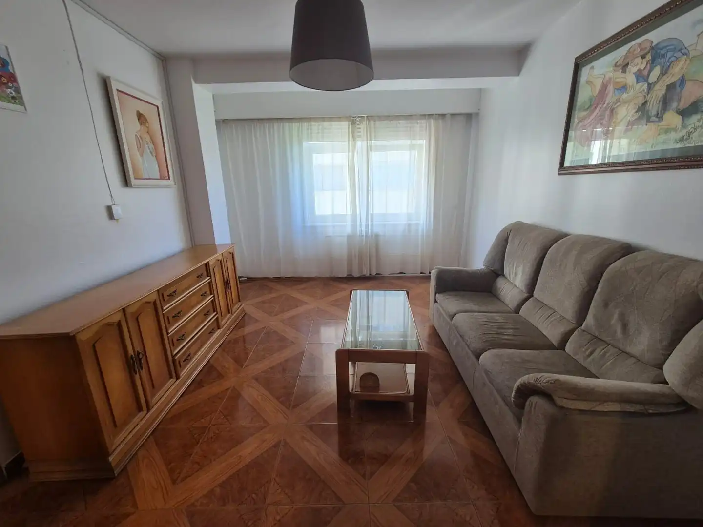 Sala de estar de Piso de alquiler en A Coruña Capital  con Calefacción y Amueblado