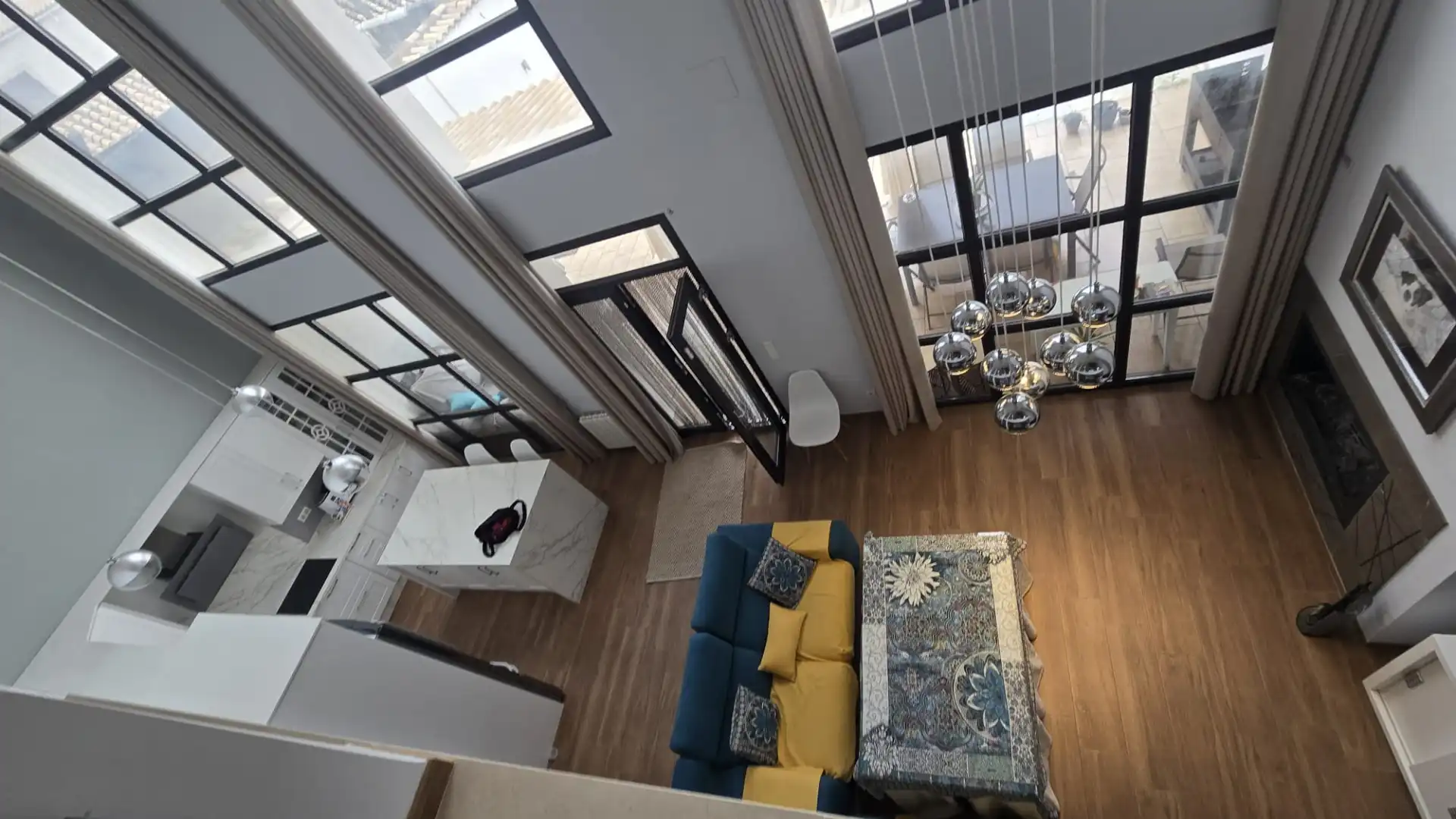Sala d'estar de Casa adosada en venda en Úbeda amb Aire condicionat, Calefacció i Jardí privat