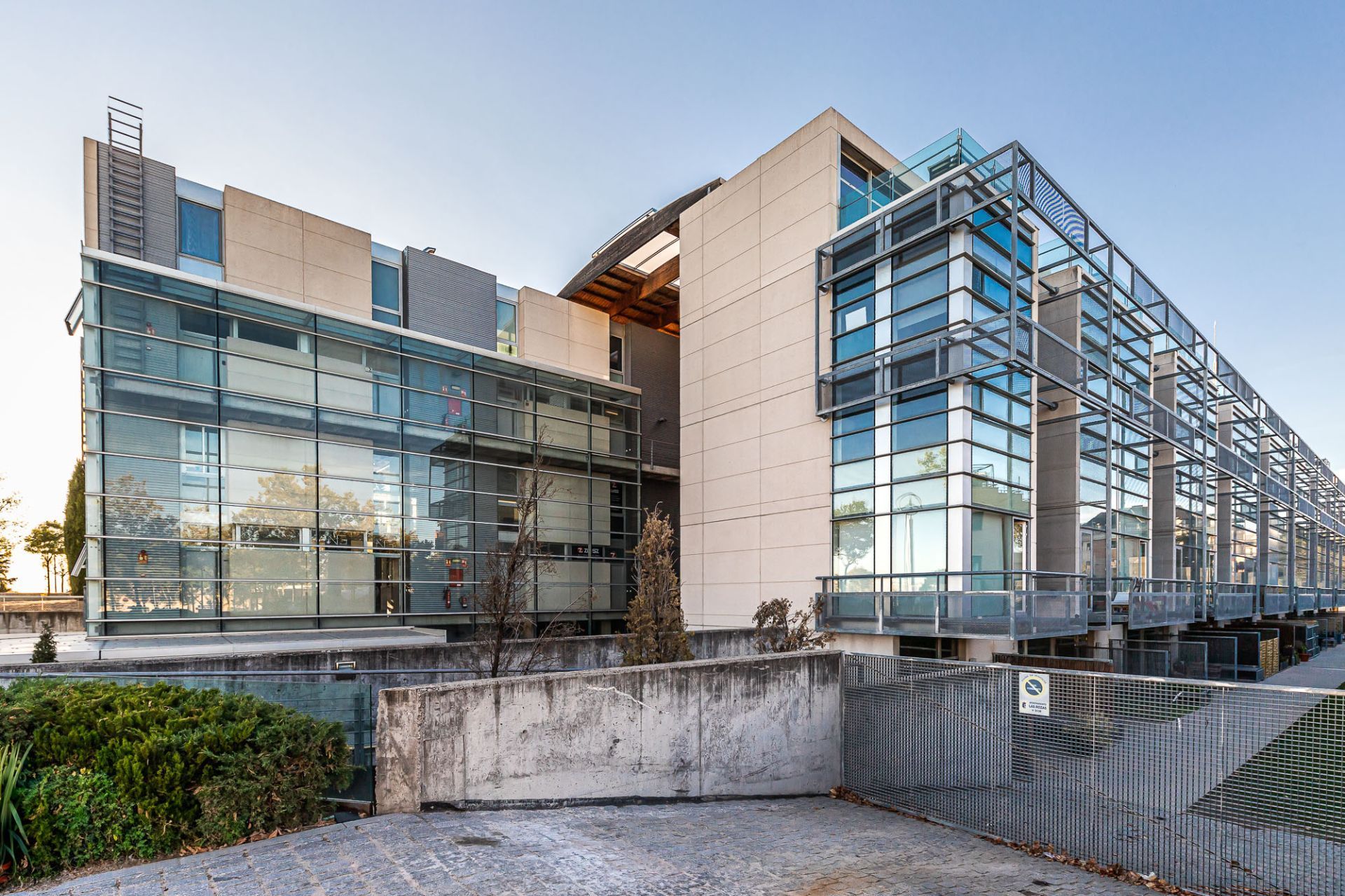 Exterior view of Office for sale in Las Rozas de Madrid