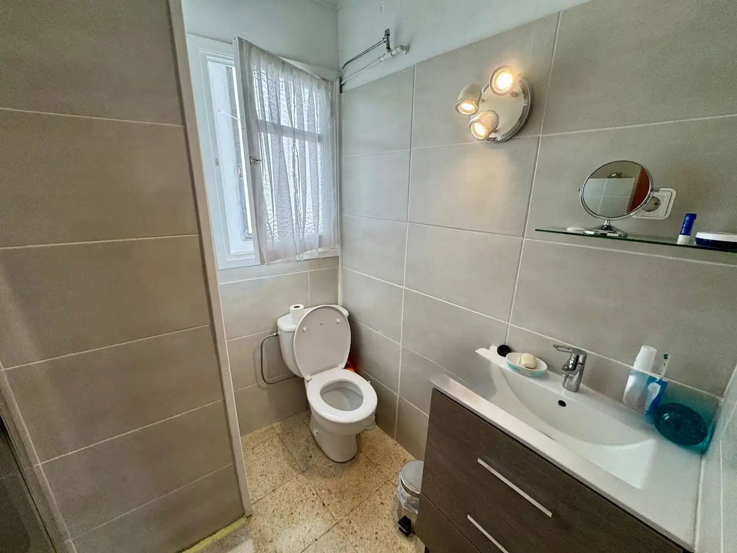 Bathroom of Flat for sale in Castalla  with Furnished