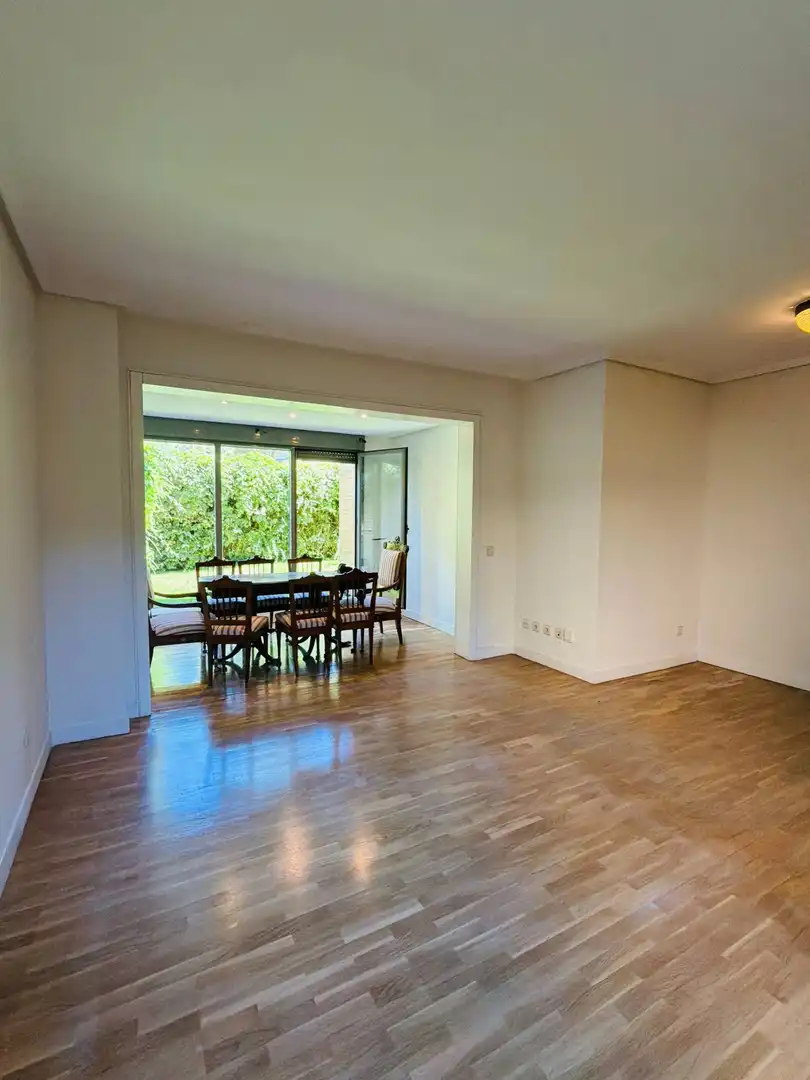 Dining room of Ground floor for sale in La Moraleja  with Air Conditioner, Heating and Private garden