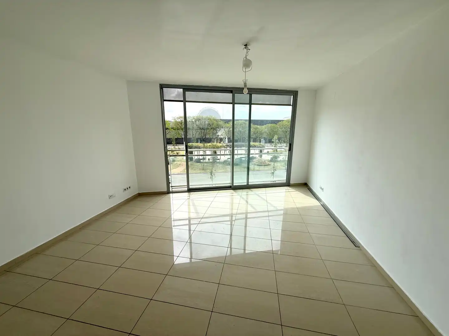 Flat for sale in L'Hospitalet de Llobregat  with Air Conditioner, Heating and Oven