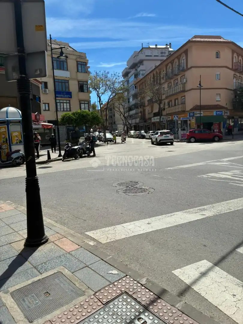 Vista exterior de Local en venta en Mijas