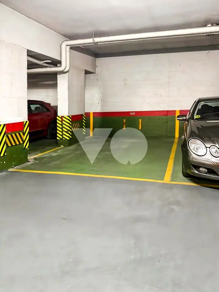 Aparcament de Pis de lloguer en Madrid amb Aire condicionat, Calefacció i Terrassa