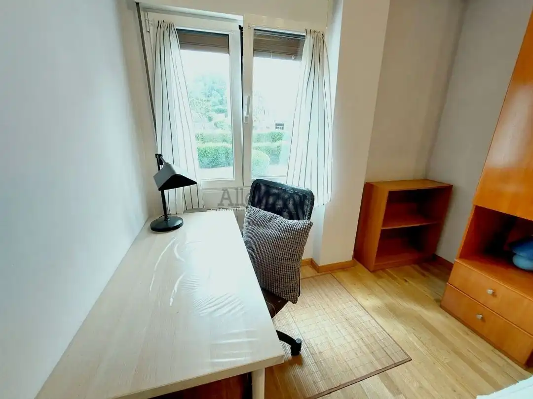 Bedroom of Flat for rent in Oviedo   with Heating and Terrace
