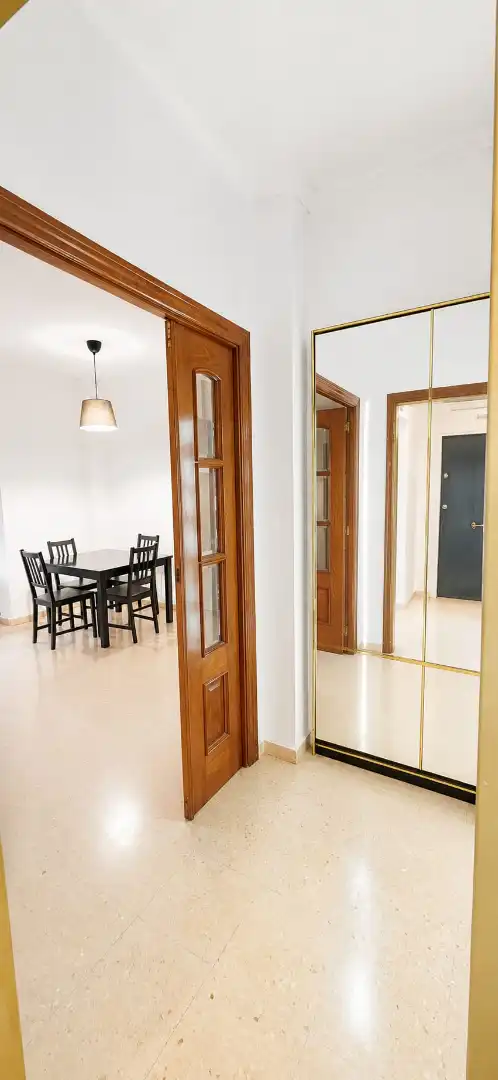 Wohnung zum Verkauf in Santa Coloma de Gramenet mit Heizung, Balkon und Alarm
