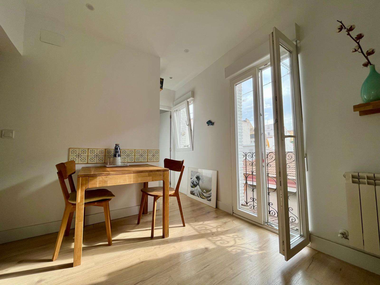 Terrassa de Apartament per a compartir en  Madrid Capital amb Aire condicionat, Calefacció i Terrassa