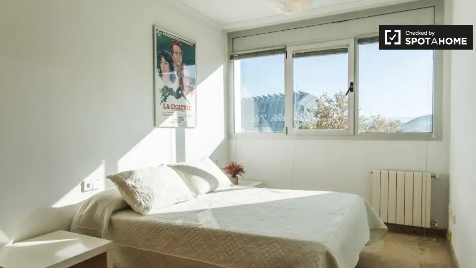 Bedroom of Flat for rent in Valencia  with Air Conditioner, Heating and Furnished