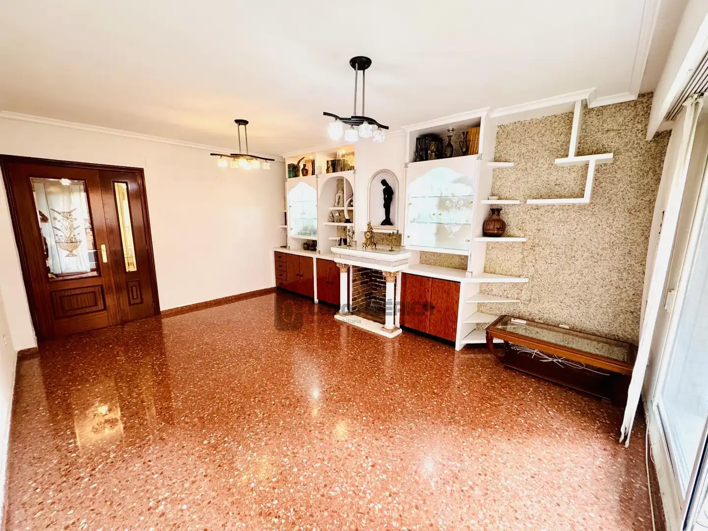 Piso con terraza en venta en Salvador Tusset, imagen 3
