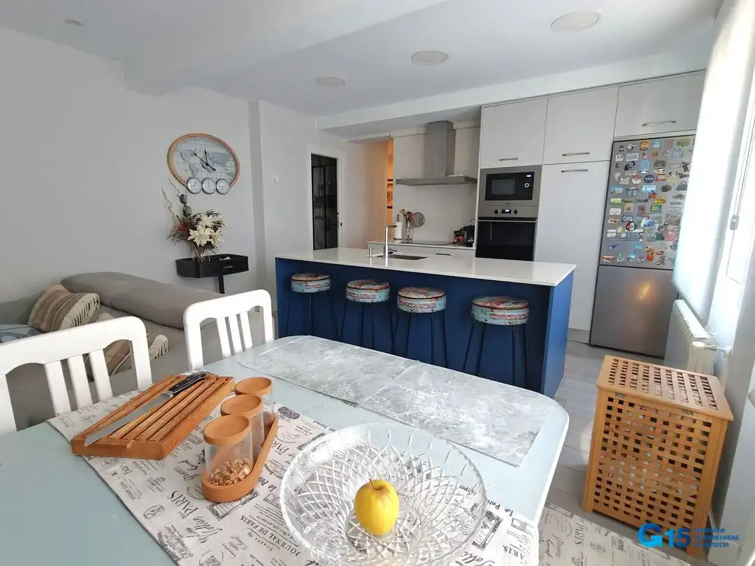 Cocina de Piso en venta en Hernani con Calefacción y Balcón