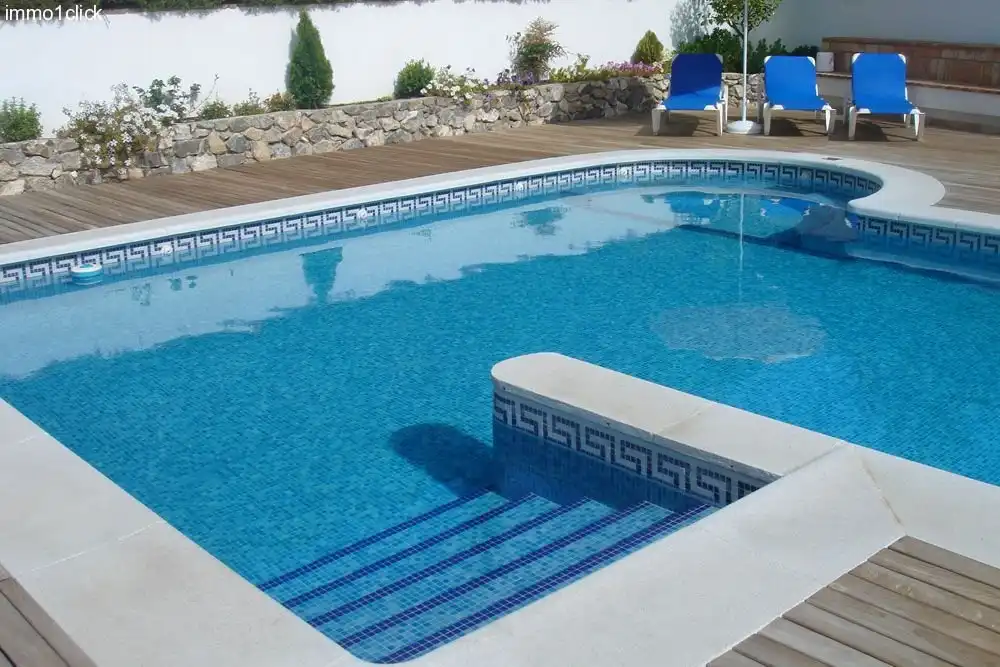 Piscina de Casa o xalet en venda en Albolote