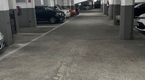 Foto 3 de Garaje de alquiler en Carrer del 8 de Març, 99, La Plana, Esplugues de Llobregat