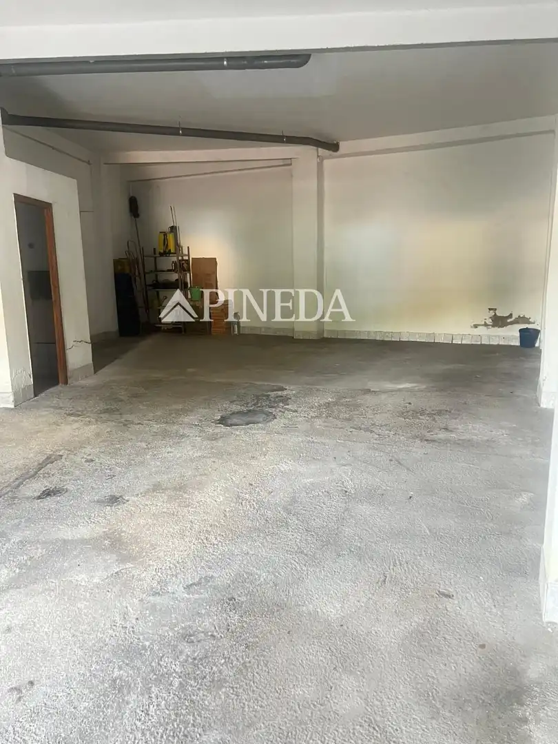 Business premises for sale in Travesía del Vallet, imagen 4
