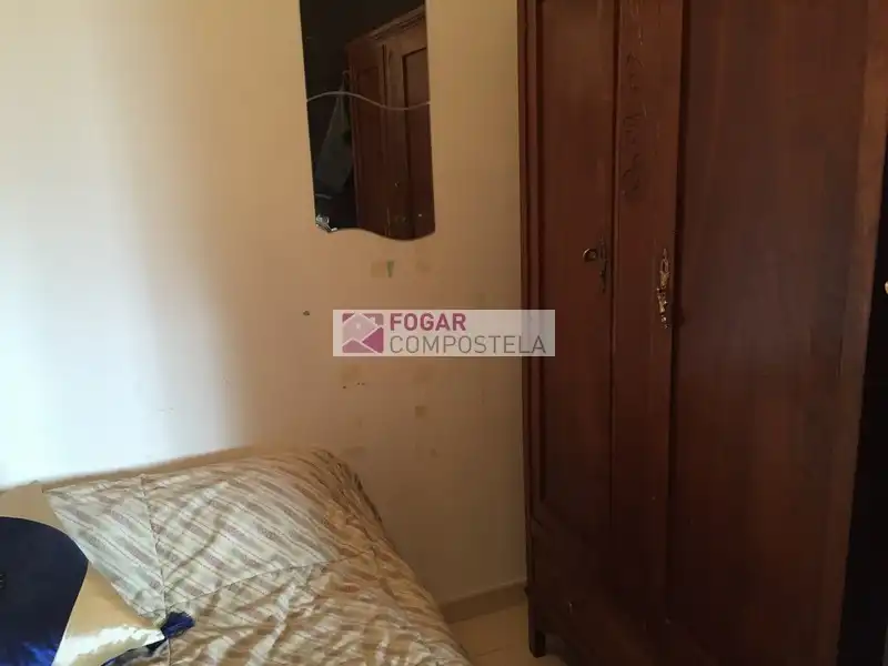 Habitación de Piso de alquiler en Santiago de Compostela  con Amueblado