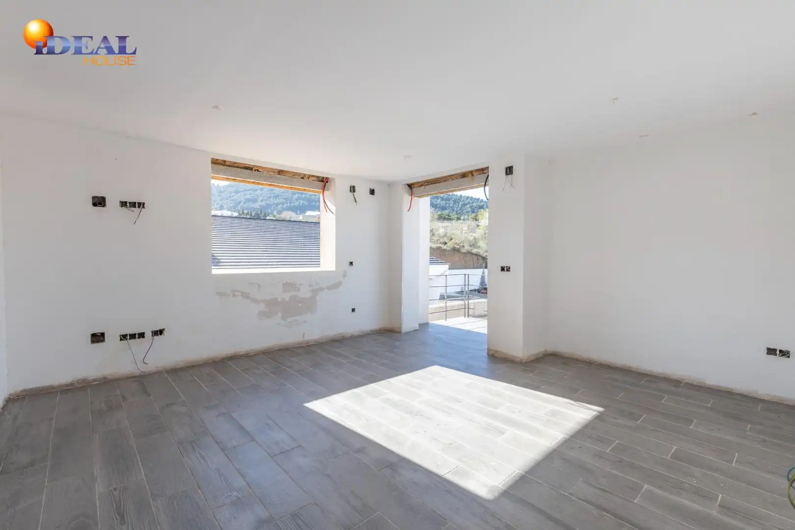 Detached house with terrace for sale in Calle Puntal de las Siete Lagunas 18, imagen 28