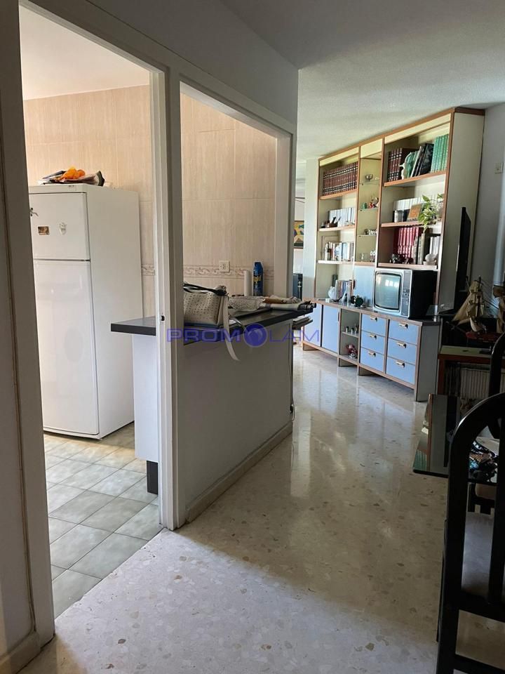 Kitchen of Flat for sale in  Sevilla Capital  with Air Conditioner