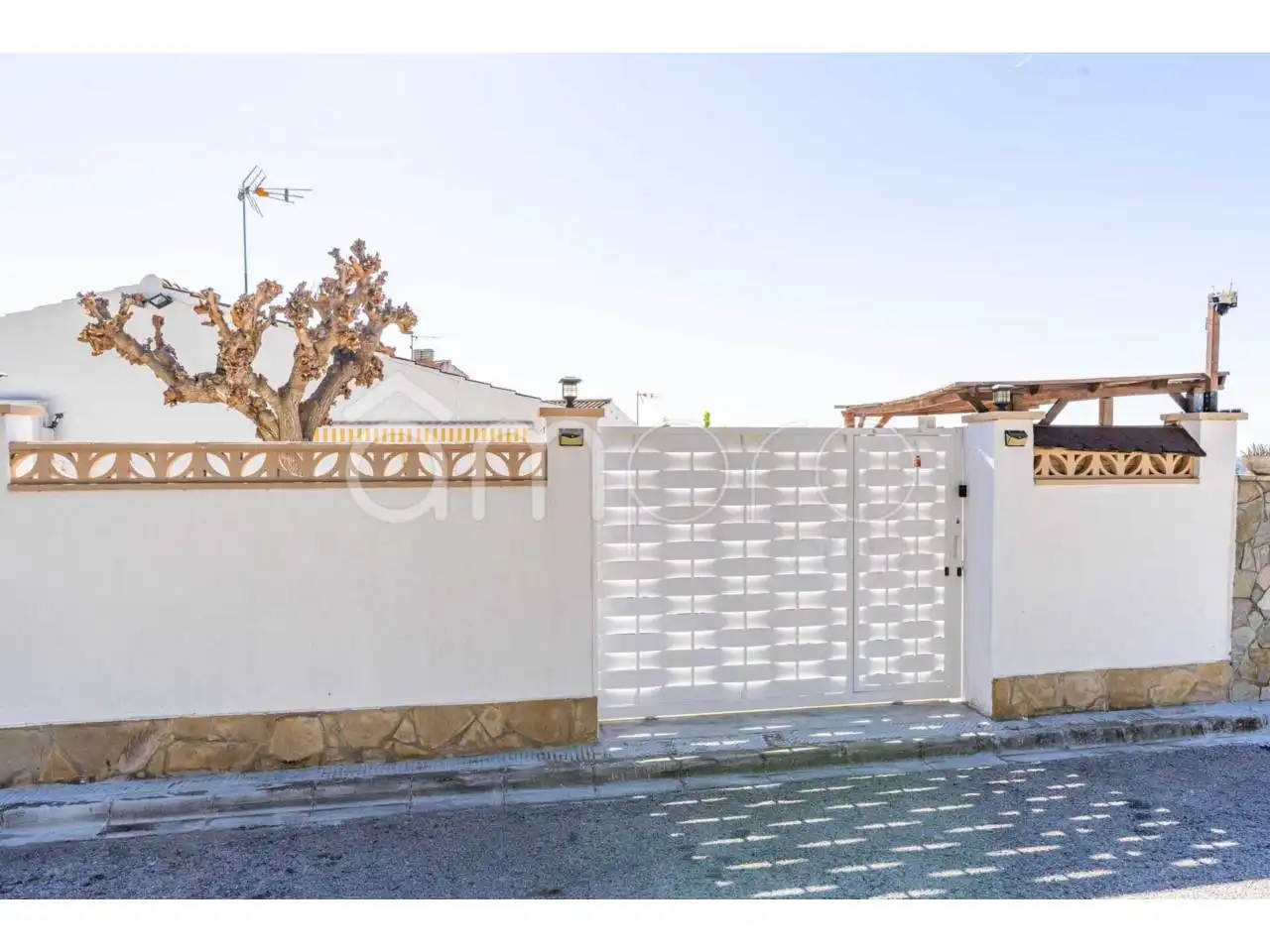 Casa adosada en venta en La Pobla de Montornès