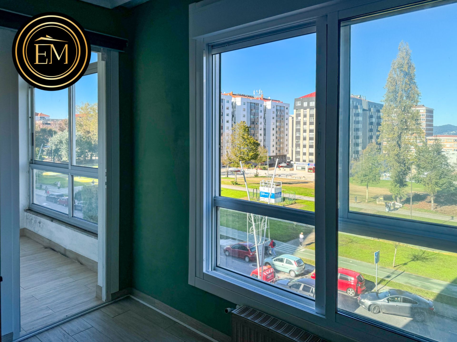 Bedroom of Flat for sale in Vigo   with Heating, Terrace and Furnished